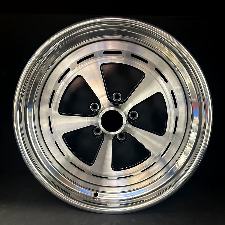 Custom Billet Kent Wheels for Irvs Restoration’s Daimler Sovereign Coupe