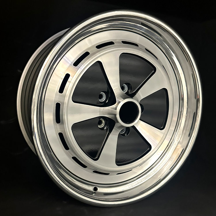 Custom Billet Kent Wheels for Irvs Restoration’s Daimler Sovereign Coupe