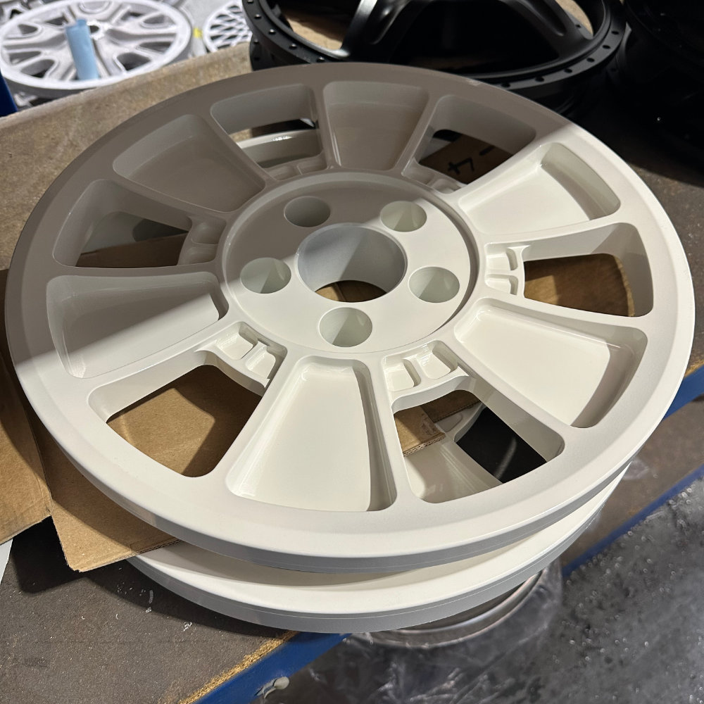Bespoke 18" billet wheels, inspired by the legendary Daytona FIA race wheels. Made by Image Wheels for Pro V8 in France.