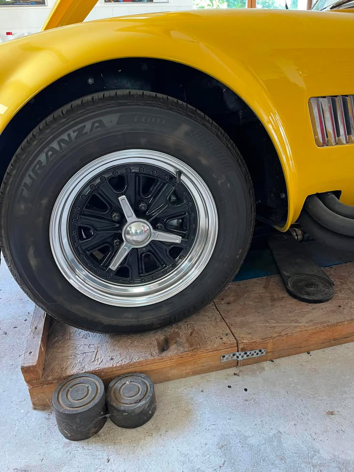 Bespoke GTD5 Aloy Wheels for Classic Cobra